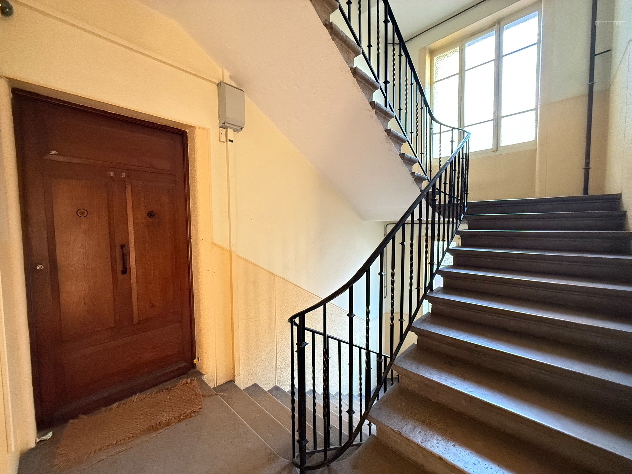Lumineux T4 de 89 m2 - Lyon 7 quais du Rhône — photo 15