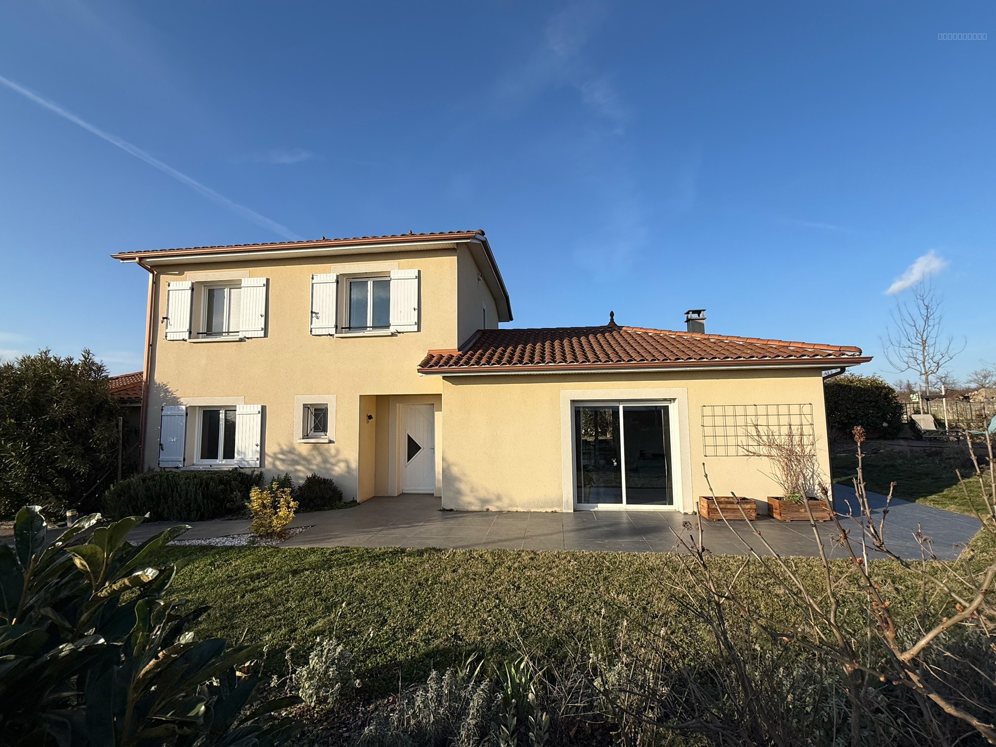 Maison à vendre à Grigny sur rhône, 131,38 m², 5 pièces – photo 1 sur 18