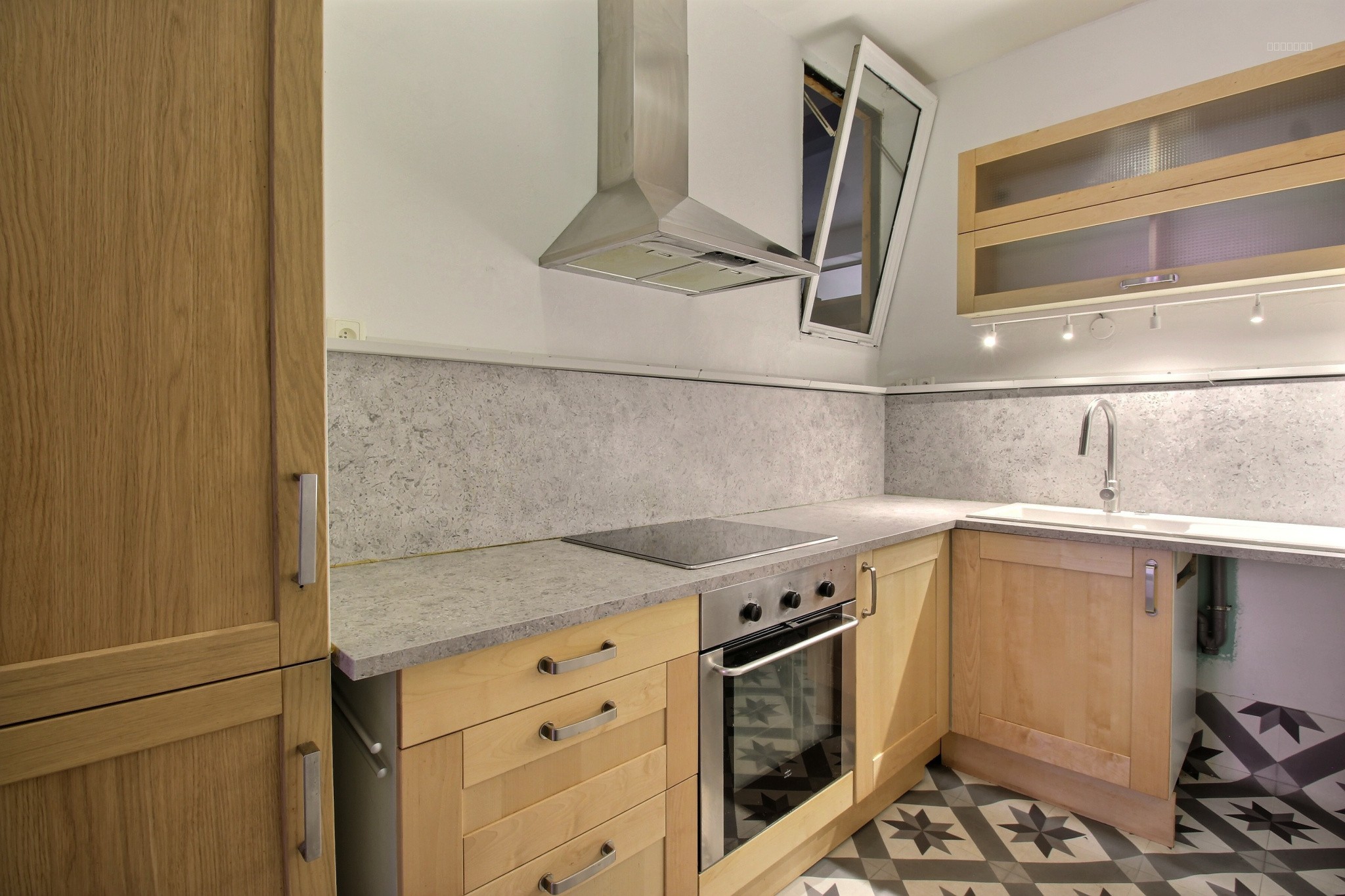 Grand appartement T2 bis de charme au cœur du quartier Valmy — photo 13