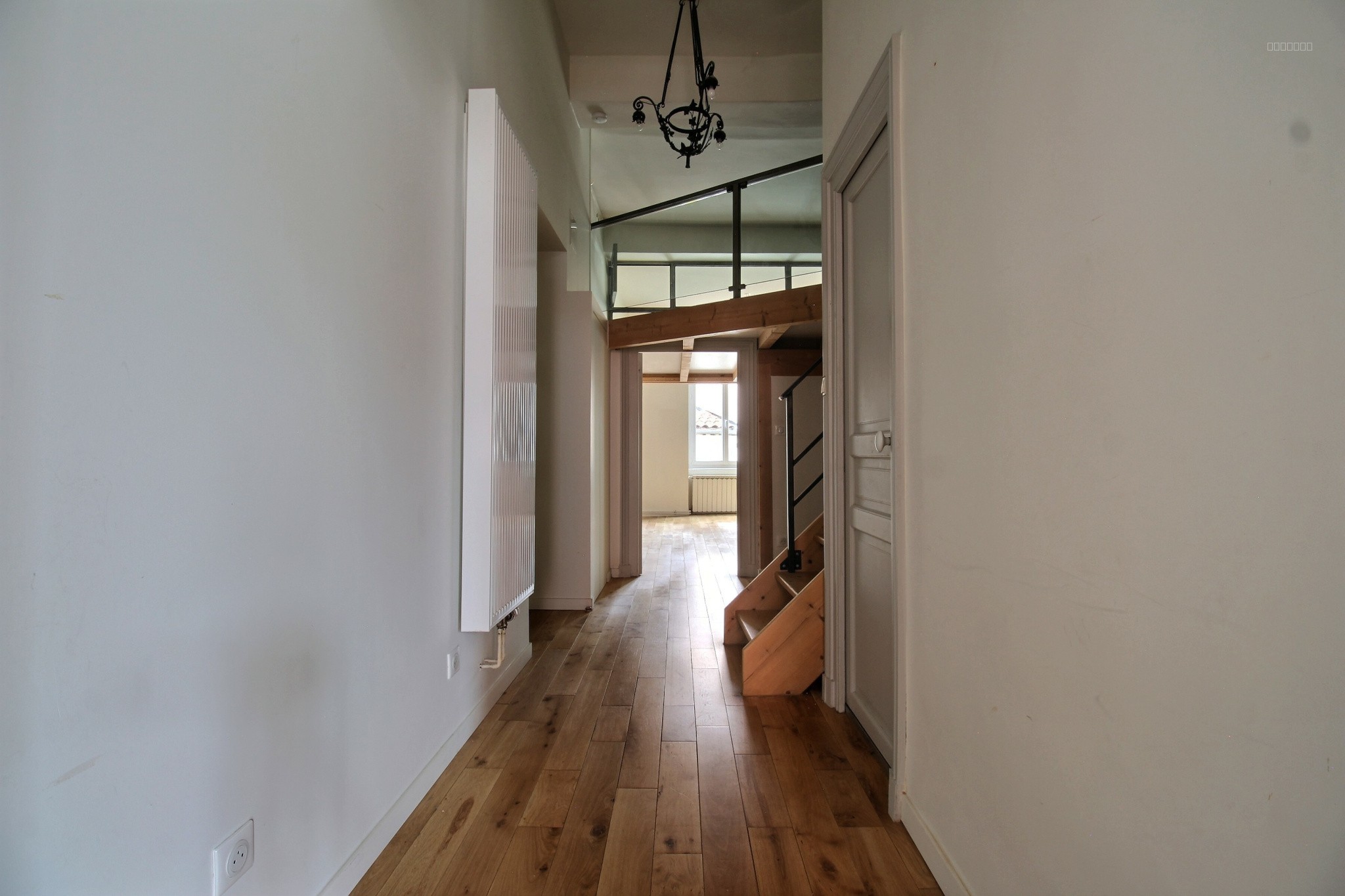 Grand appartement T2 bis de charme au cœur du quartier Valmy — photo 15