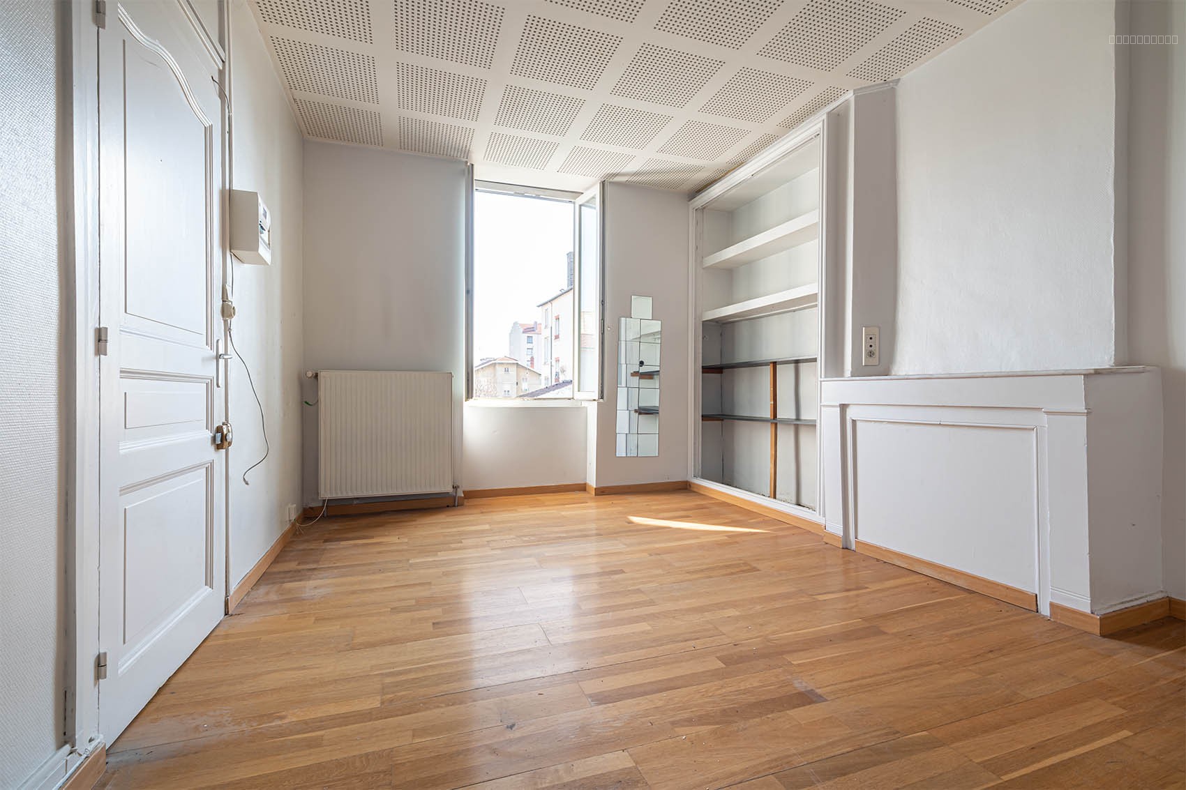 Rare sur Montchat Ensemble immobilier comprenant une maison d’habitation, deux annexes, une cour et un jardin — photo 7